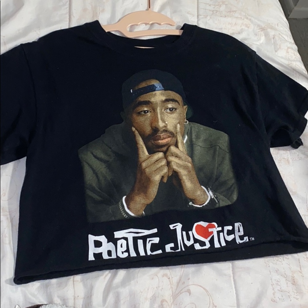 Cropped Tupac shirt